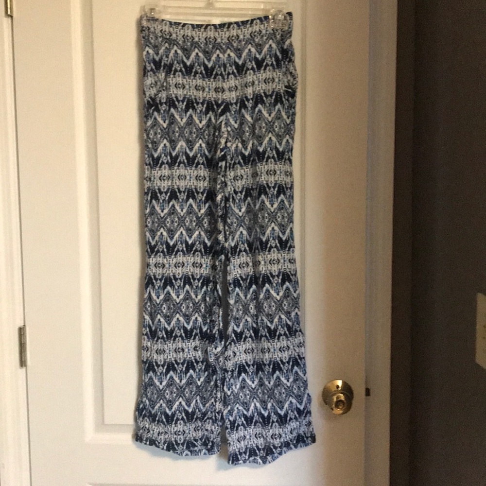 patterned pants - Picture 2 of 2